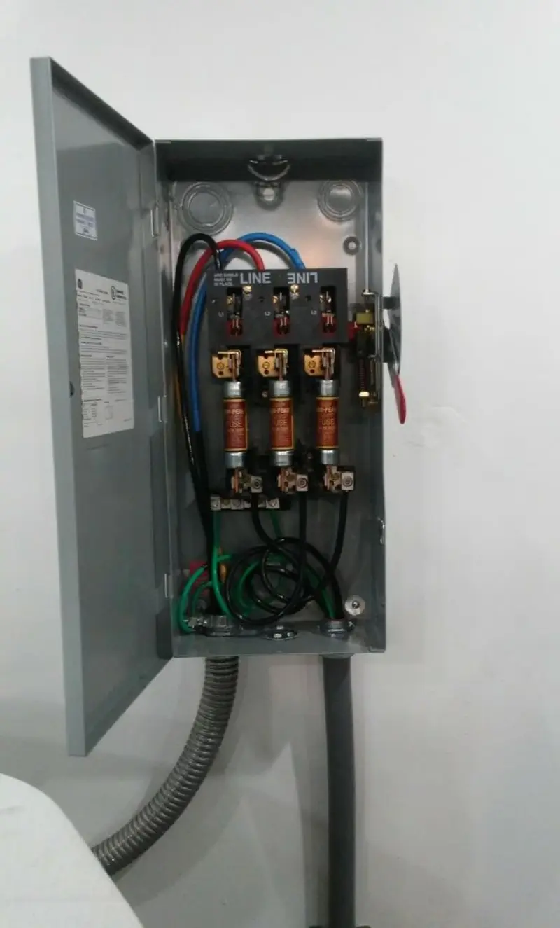 Three-phase disconnect switch installed for Electrical Wiring & Rewiring in Clarkdale